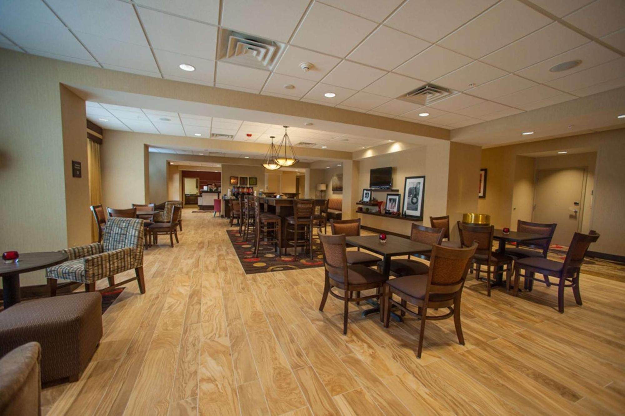 Hampton Inn By Hilton Fort Morgan Buitenkant foto